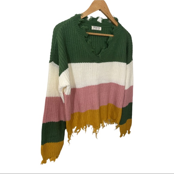 FULL CIRCLE THREADS DISTRESSED FRAYED COLOR BLOCK CROPPED SWEATER NWT - Picture 7 of 16